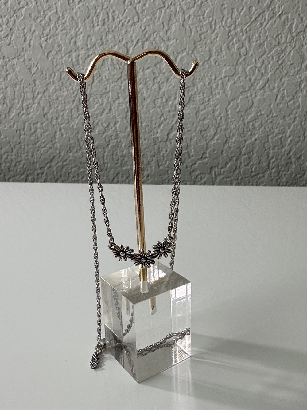 RETIRED James Avery Margarita Daisy Necklace